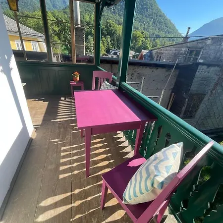 Am Kalvarienberg Villenapartment & Hostel Bad Ischl Exterior photo