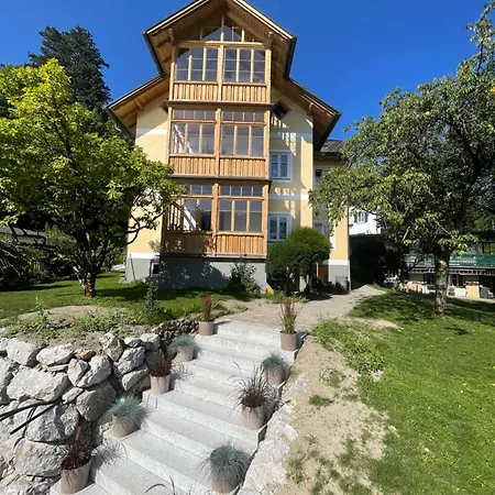 Am Kalvarienberg Villenapartment & Hostel Bad Ischl Exterior photo