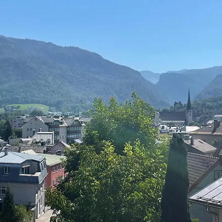 Am Kalvarienberg Villenapartment & Hostel Bad Ischl Exterior photo