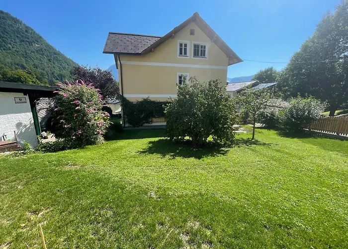 Am Kalvarienberg Villenapartment & Hostel Bad Ischl